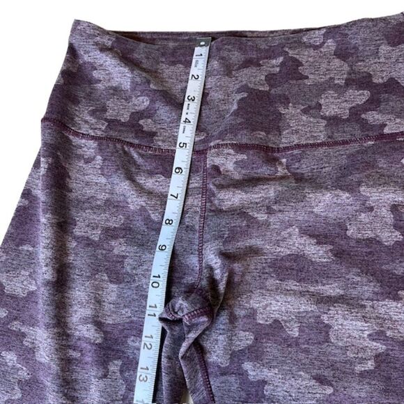 Kyodan Leggings Cropped Purple Camo Print Size Medium - Picture 3 of 9